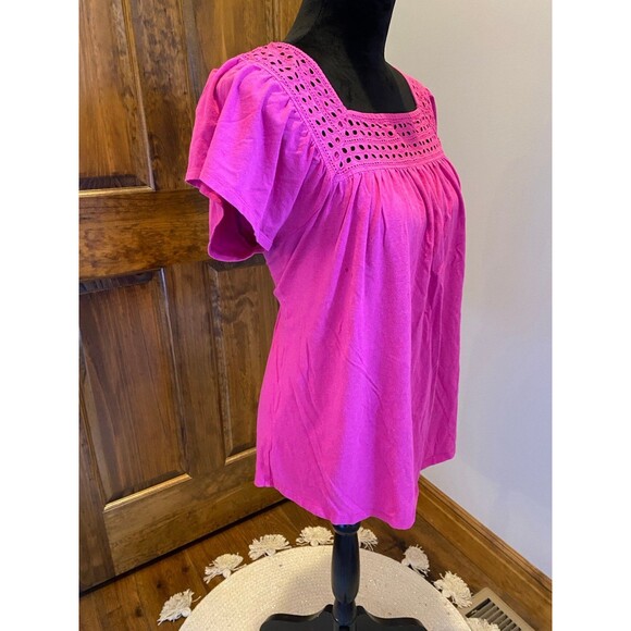 St. John's Bay Top Plus Size  XL or 16-18 Blouse Pink  Fuchsia  Shortsleeve - Picture 3 of 8